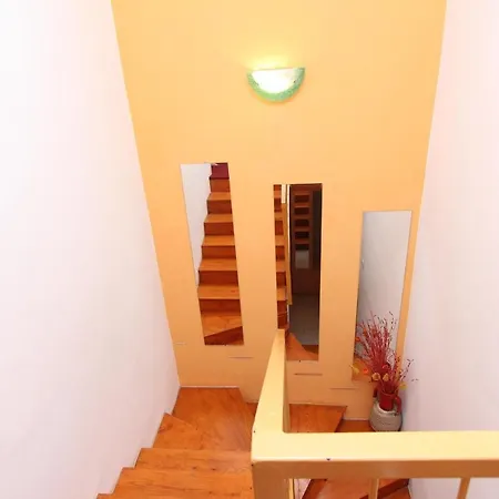 Un Chat Two-Bedroom Apartment Rovinj